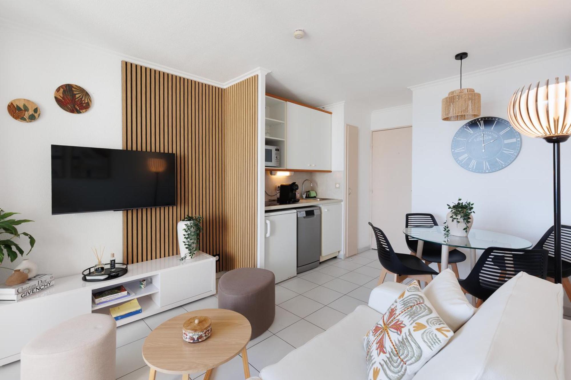 Holiday Paradise Cannes Ngoại thất bức ảnh