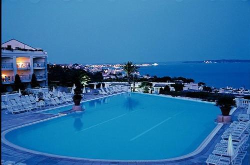 Holiday Paradise Cannes Ngoại thất bức ảnh